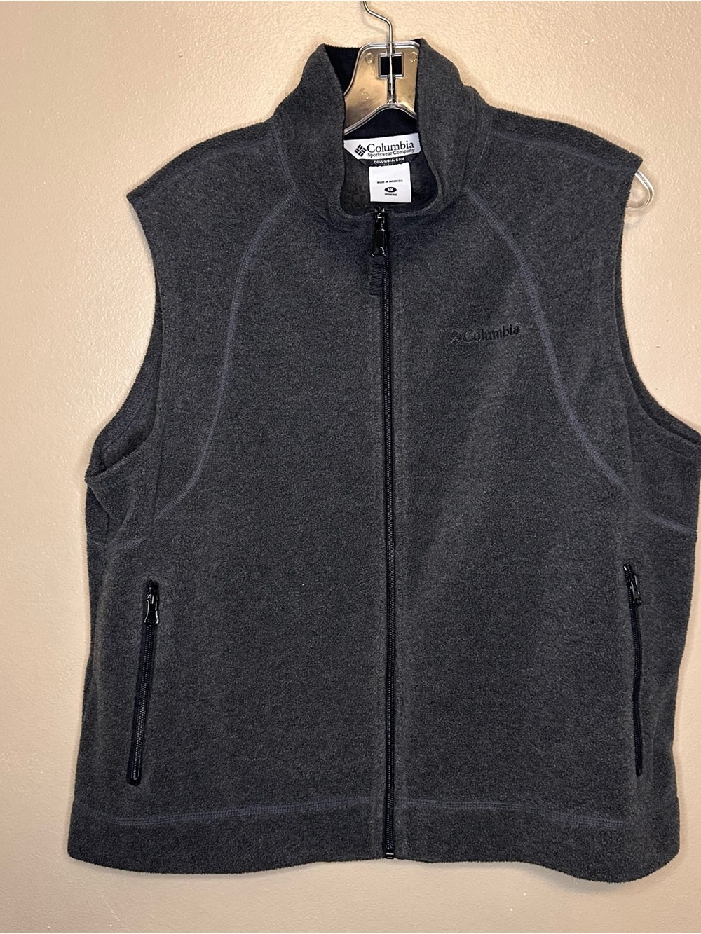 Columbia Women’s Black Fleece Vest